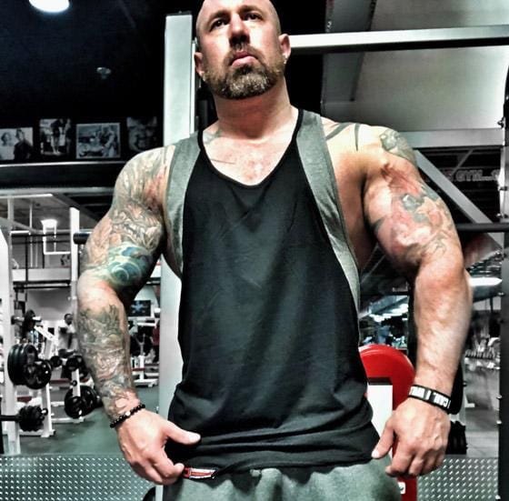 DISSIDENT Stingray Tank - Black